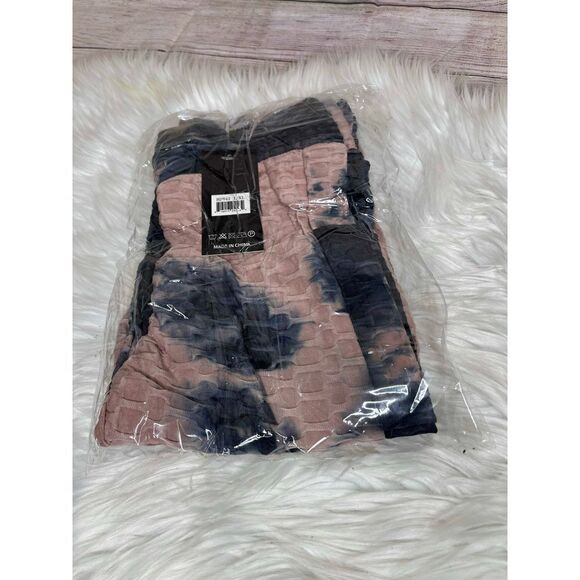 BUTT Sculpting Light Pink/Dark Blue Tie-Dye Leggings - Picture 2 of 3